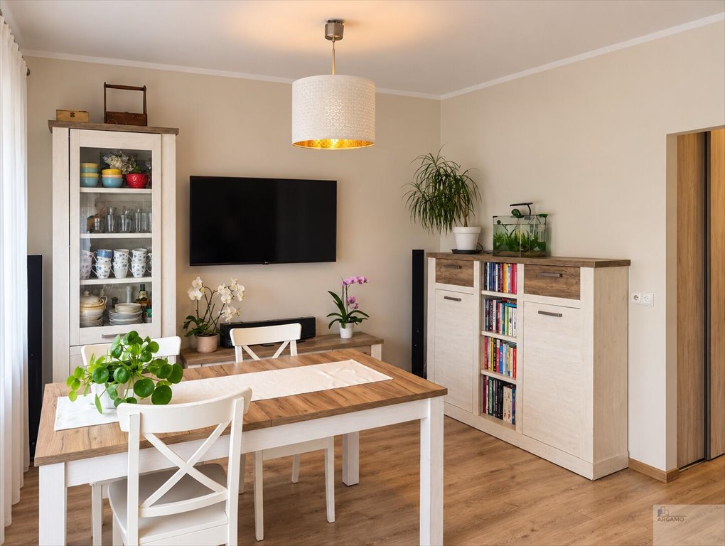 Na sprzedaż funkcjonalne 3-pokojowe mieszkanie z balkonem w Tychach Tychy, Starokościelna  55m2 Foto 1