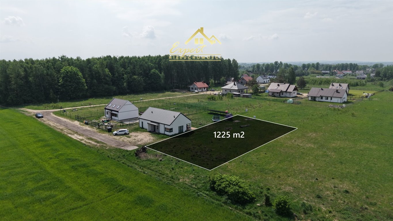 Sprzedam działkę 1225 m² w Zwierzewie z MPZP i blisko jeziora Zwierzewo  1 225m2 Foto 1