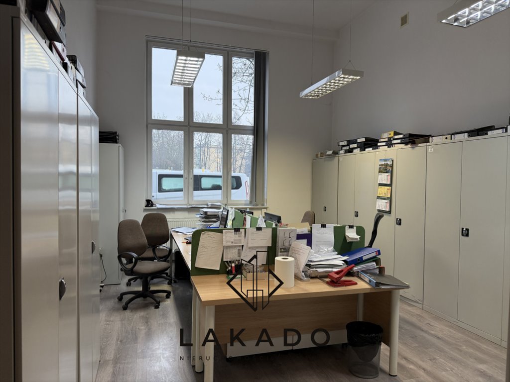 Przestronne biuro 95 m² z 3 pokojami i miejscami parkingowymi Kraków, Bronowice Małe, Samuela Lindego  95m2 Foto 1