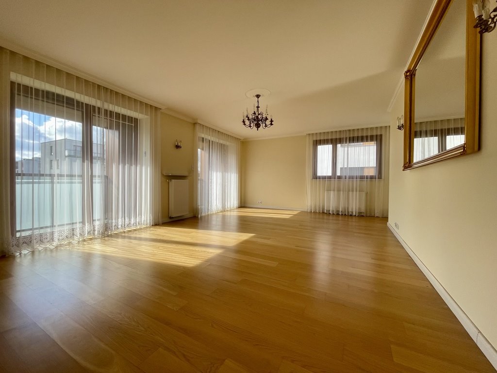 Mieszkanie czteropokojowe  na sprzedaż Warszawa, Wilanów, Krzysztofa Kieślowskiego  123m2 Foto 1