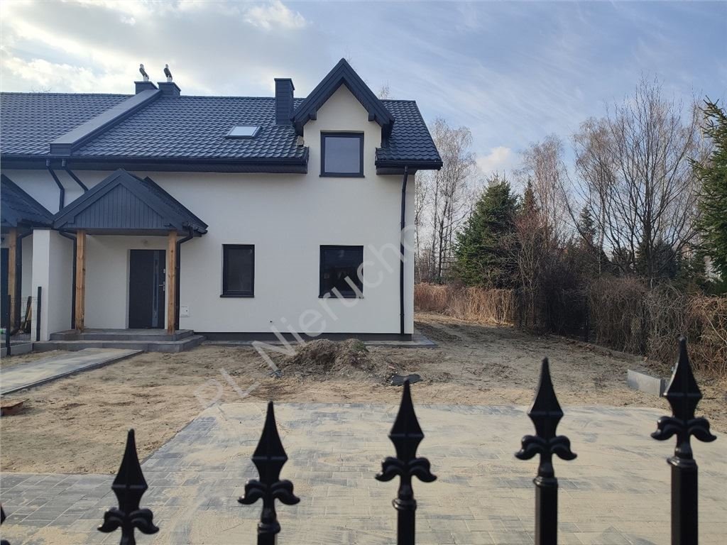 Nowoczesny bliźniak 131 m2 z widokiem na las i dużą działką Osowiec  131m2 Foto 1