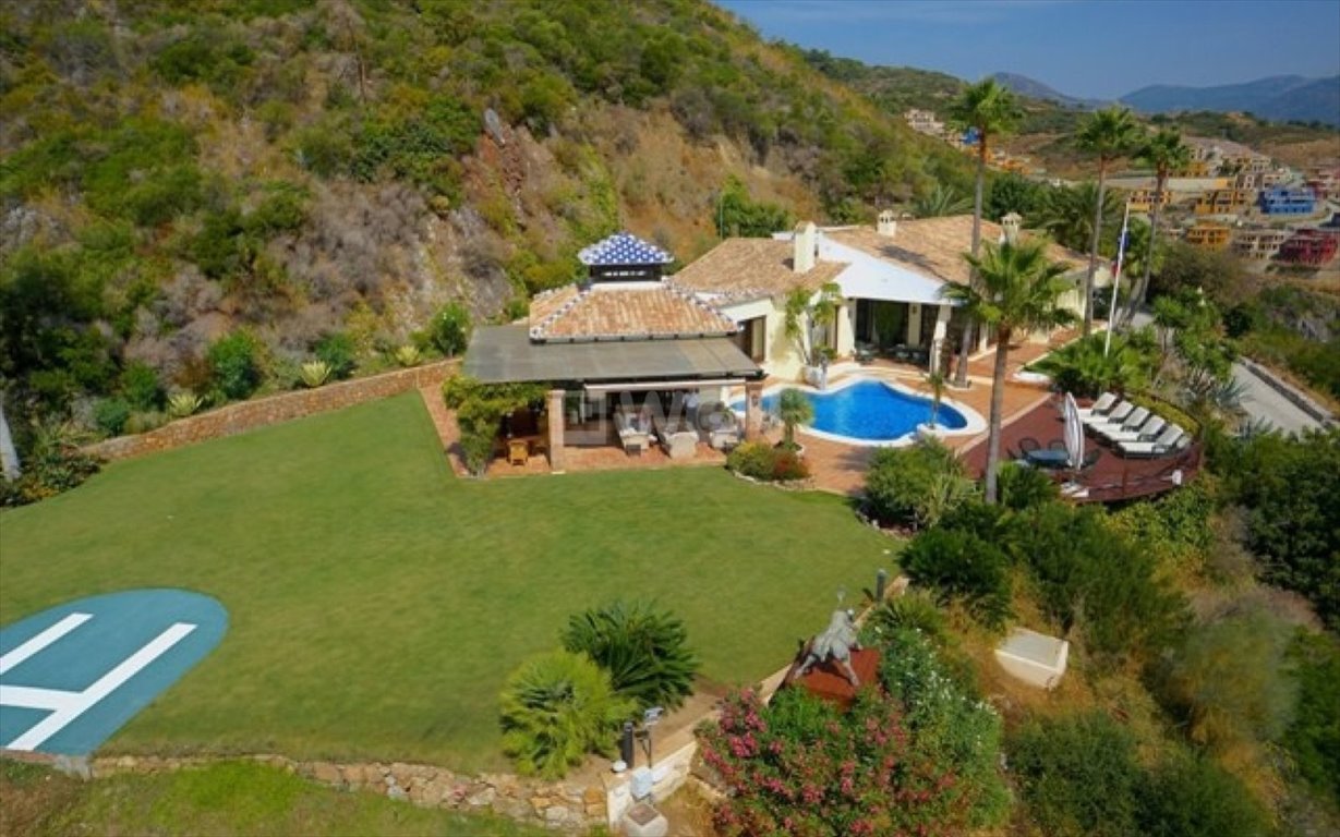 Dom na sprzedaż Hiszpania, Marbella, Benahavis  327m2 Foto 2