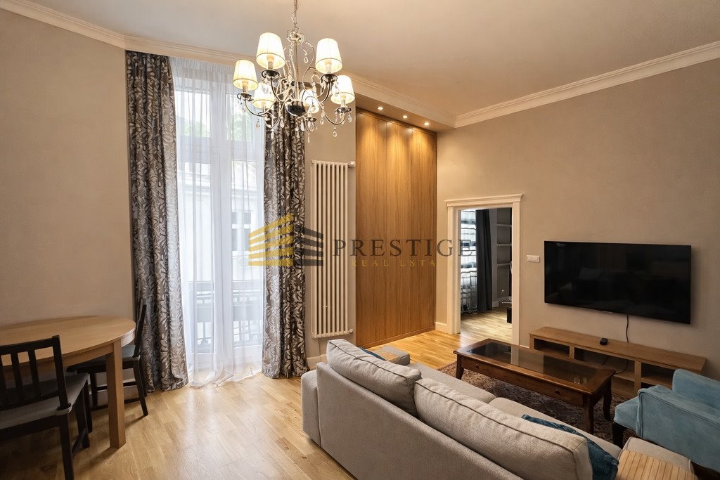 Komfortowe 3-pokojowe mieszkanie w kamienicy z 1911 r. Warszawa, Śródmieście, Żurawia  68m2 Foto 1