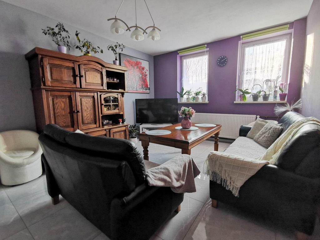 Gotowy dom z 2 kuchniami, garażem i ogrzewaniem podłogowym Hadle Szklarskie  144m2 Foto 1