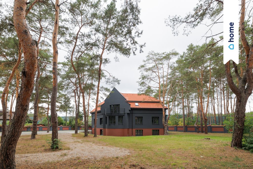 Wolnostojący dom biurowy 400 m² z dużym ogrodem - Wawer Warszawa, Wawer, Chryzantemy  410m2 Foto 1