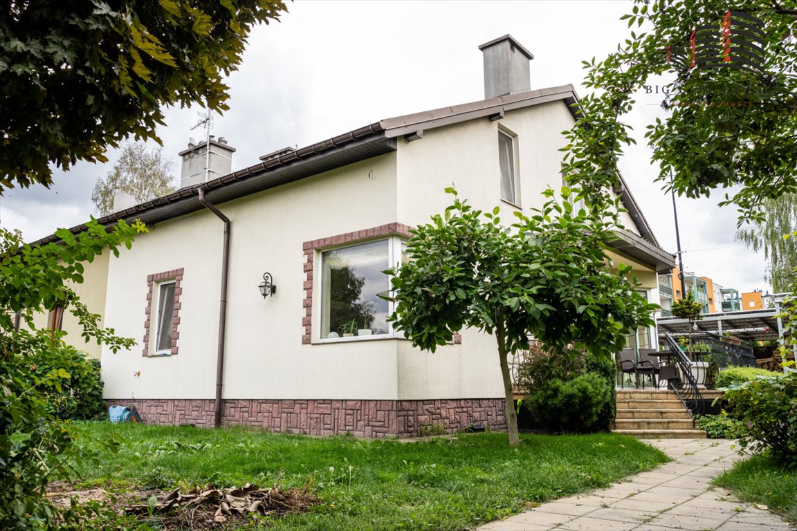Zapraszam do obejrzenia nowoczesnego domu z fotowoltaiką i garażem Świdnik, Klonowa  150m2 Foto 1