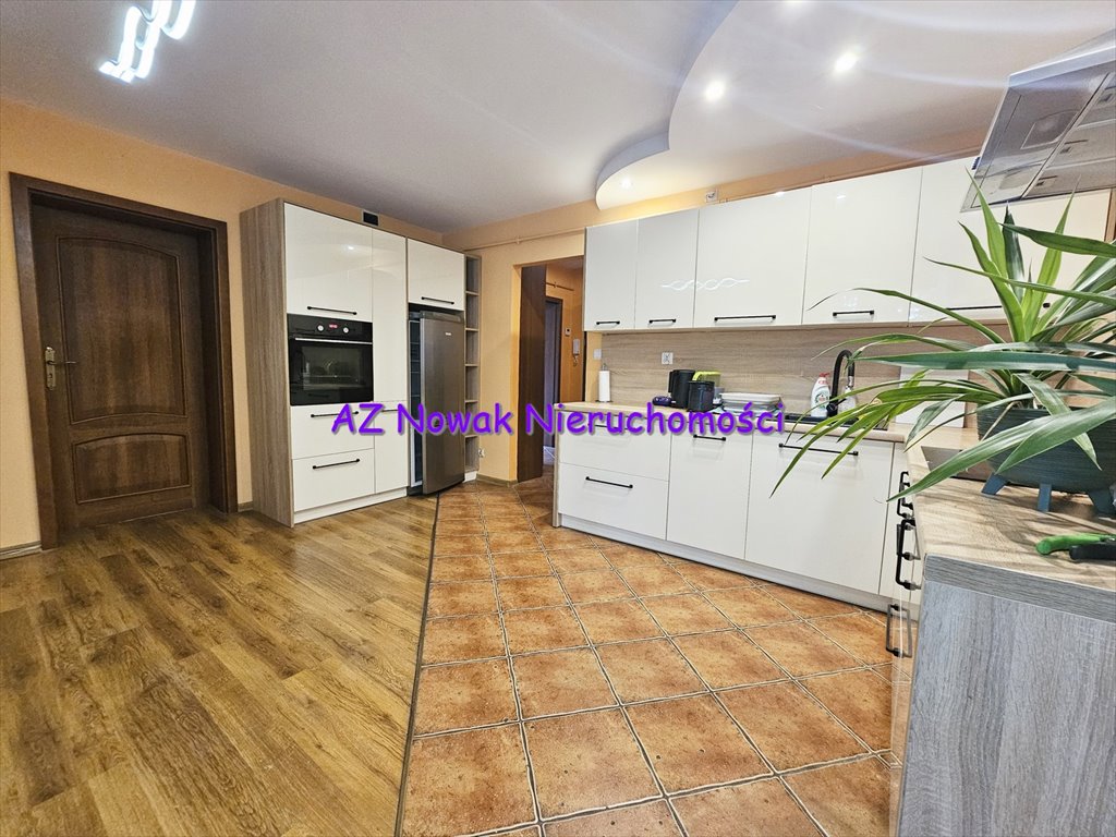 Sprzedam przestronne 57 m² mieszkanie w Świdnicy z garażem Świdnica  57m2 Foto 1