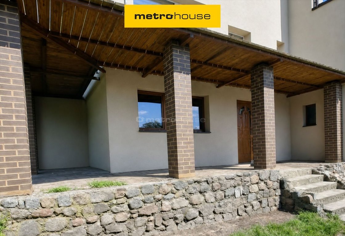 Polecam przestronny dom 195 m² z tarasami i potencjałem aranżacyjnym Złocieniec  195m2 Foto 1