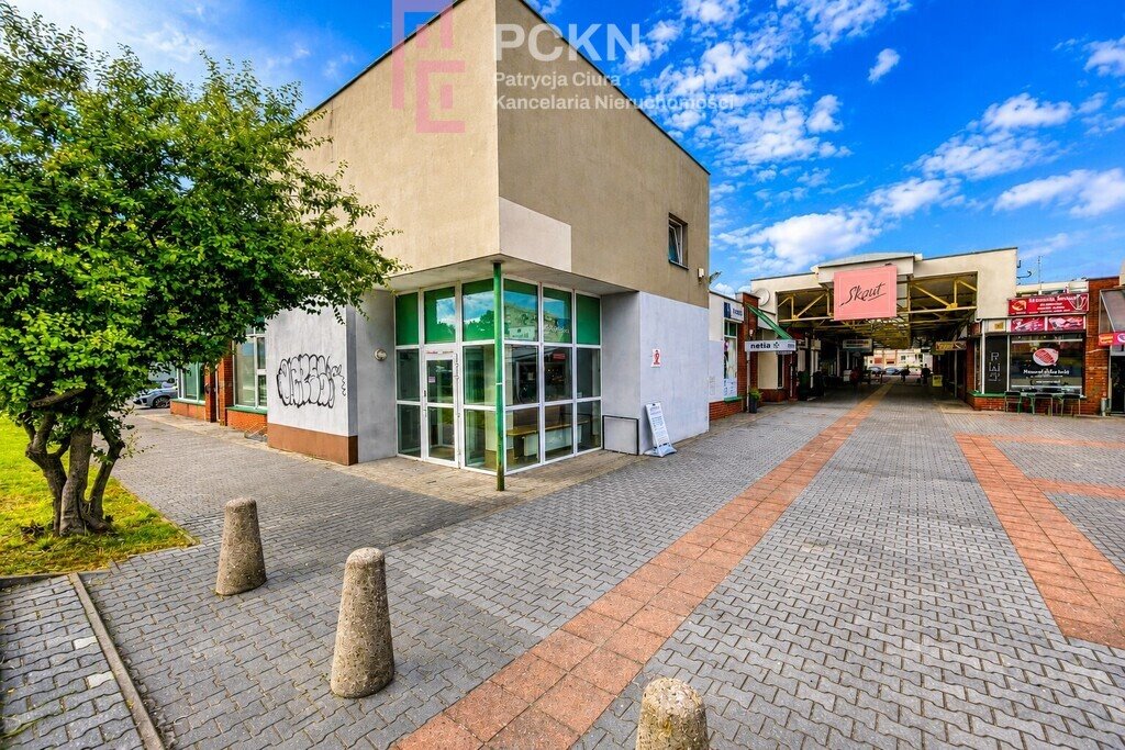 Polecam lokal użytkowy 80,75 m² w Opolu z dużymi witrynami: Opole Armii Krajowej