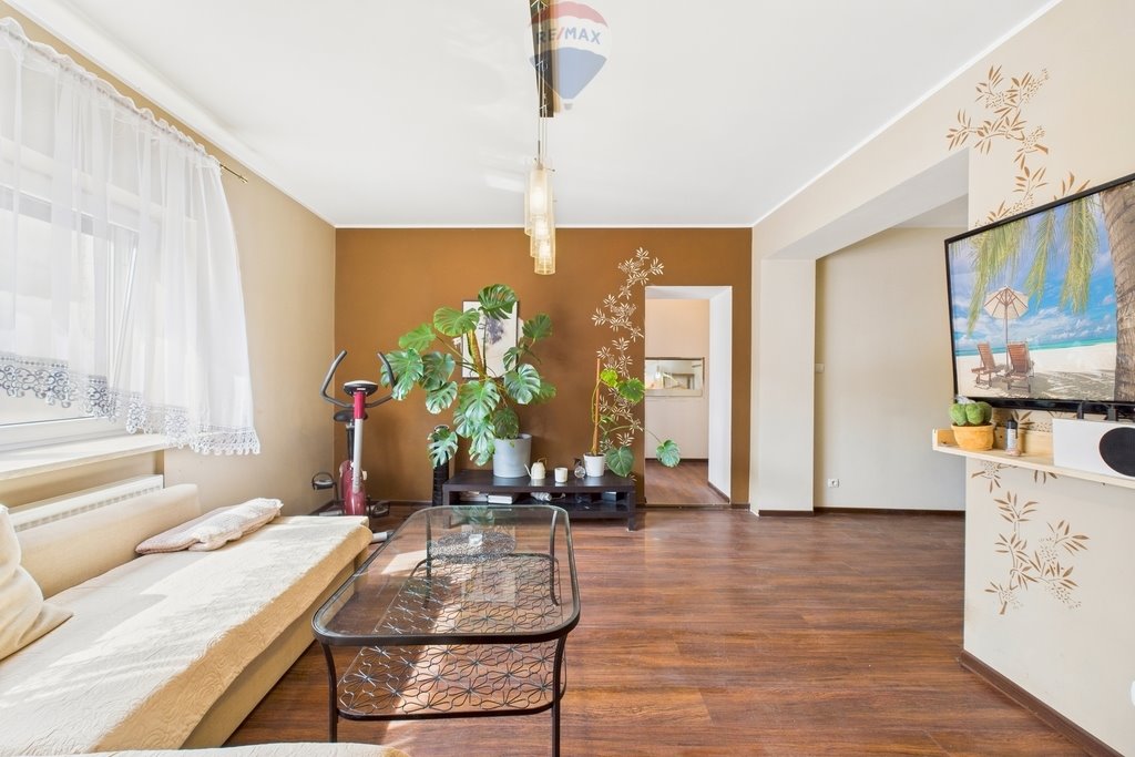 Mieszkanie czteropokojowe  na sprzedaż Wiązów, gen. Władysława Sikorskiego  93m2 Foto 1