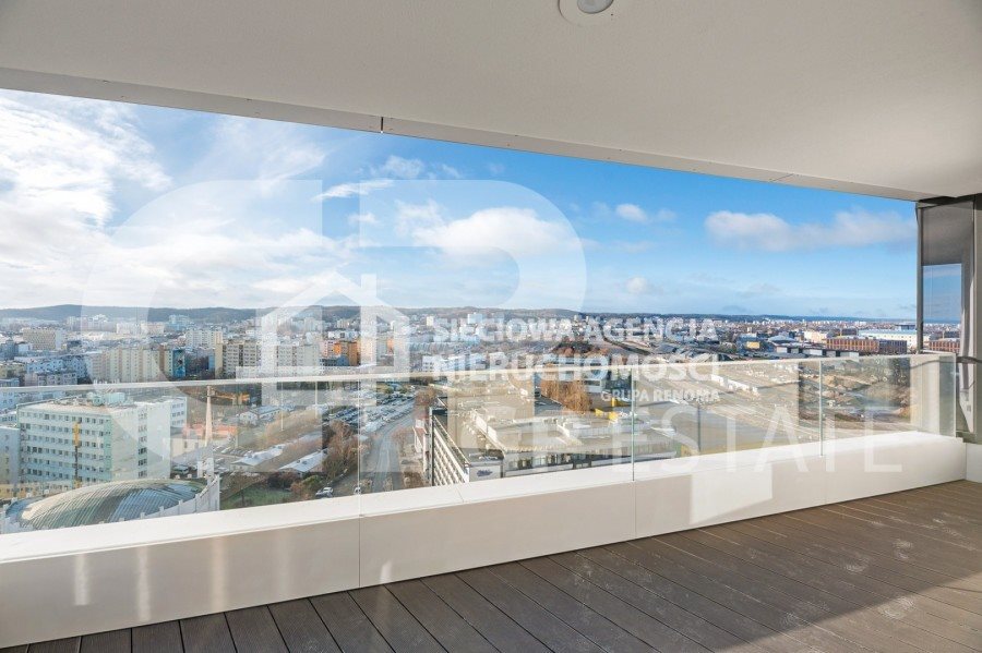 Prestiżowy lokal z widokiem na morze w Portova Gdynia Gdynia, Śródmieście  73m2 Foto 1