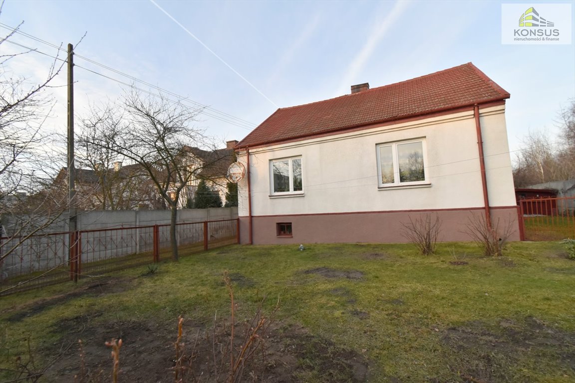 Dom wolnostojący 120 m2 z budynkiem gospodarczym i dużą działką Kielce  120m2 Foto 1