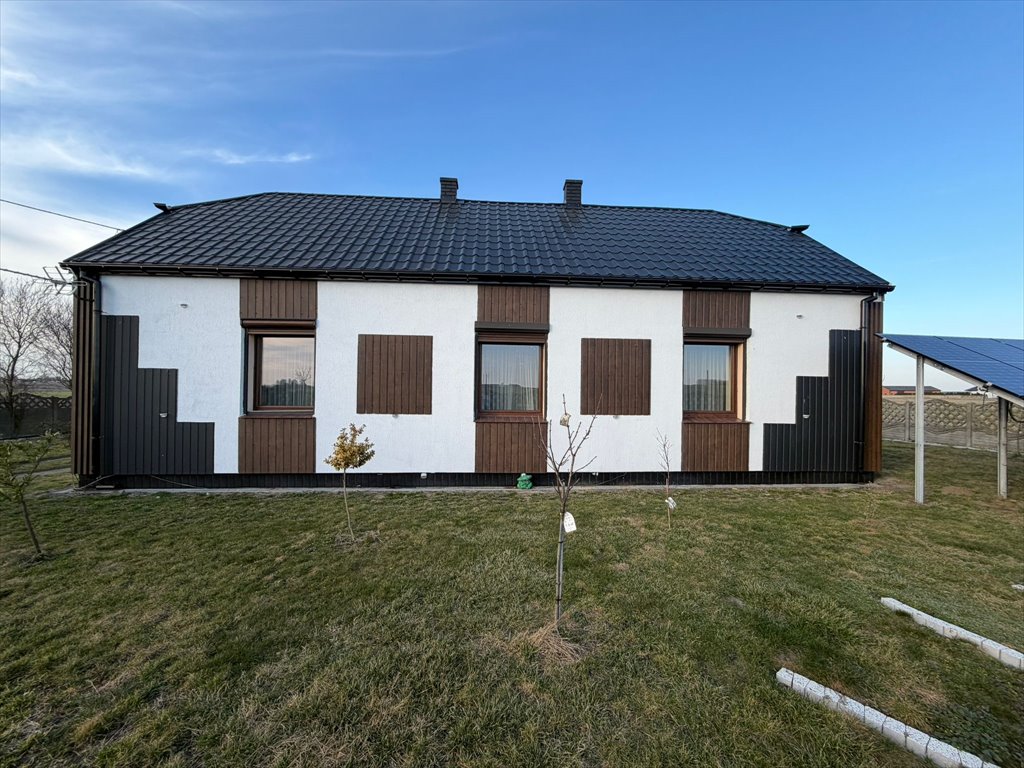 Komfortowy dom 111 m² z nowoczesnym ogrzewaniem i tarasem Żelazków, Kolonia Skarszewek  111m2 Foto 1