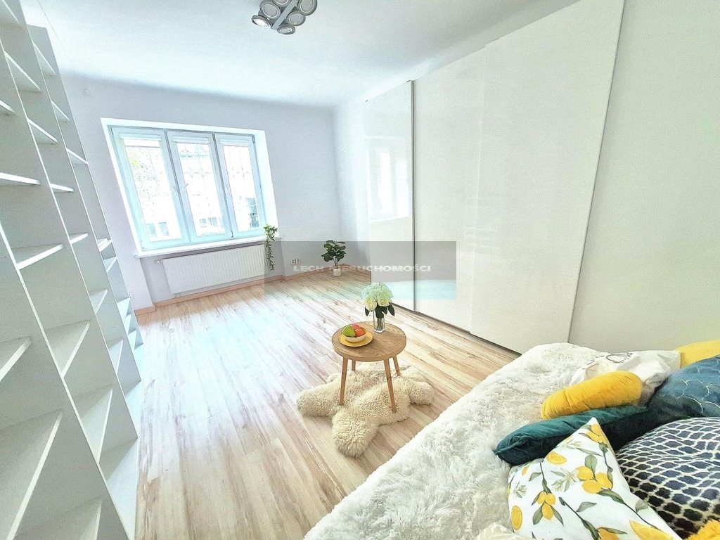 Kawalerka na sprzedaż Warszawa, Praga-Południe, Dobrowoja  32m2 Foto 1