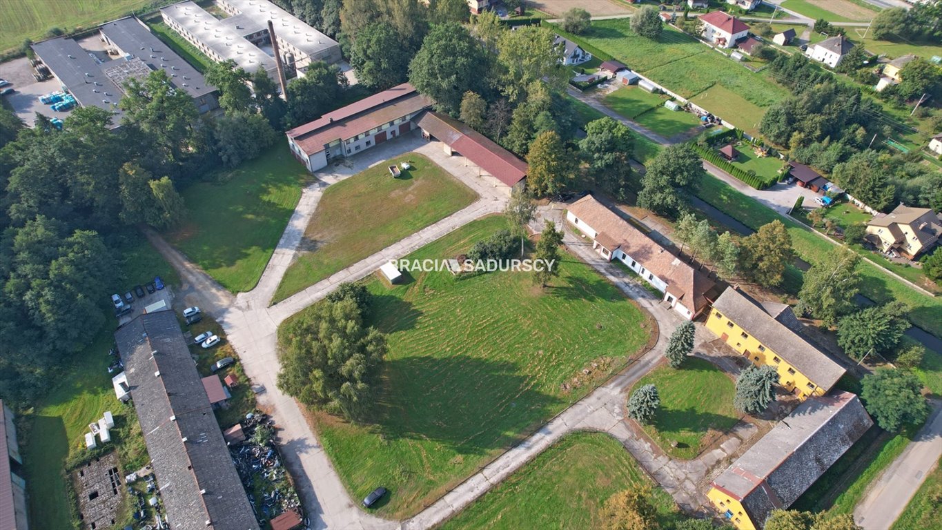 Lokal użytkowy na sprzedaż Bielany, Kańczuga  31 442m2 Foto 1