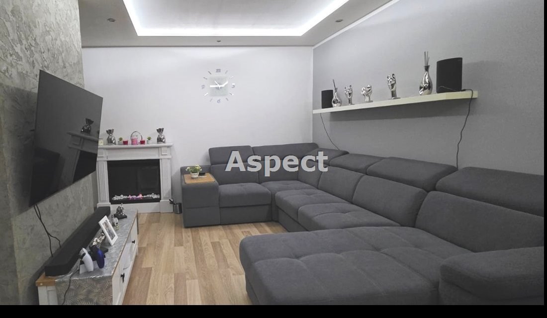 Mieszkanie trzypokojowe na sprzedaż Żory  62m2 Foto 1