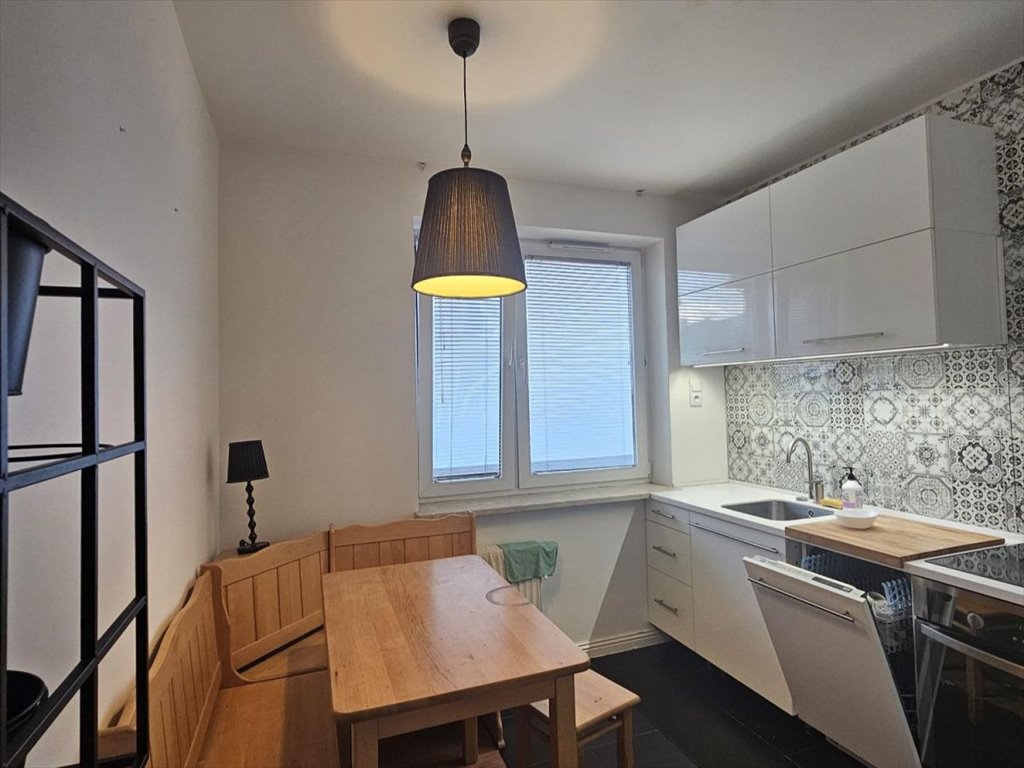 Mieszkanie dwupokojowe na sprzedaż Jabłonna, Sadowa  46m2 Foto 1