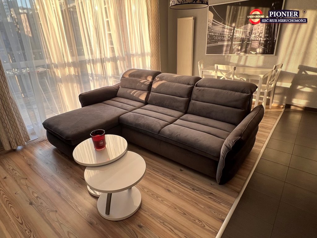 Mieszkanie dwupokojowe na wynajem Katowice, os. Dębowe Tarasy, Johna Baildona  60m2 Foto 1