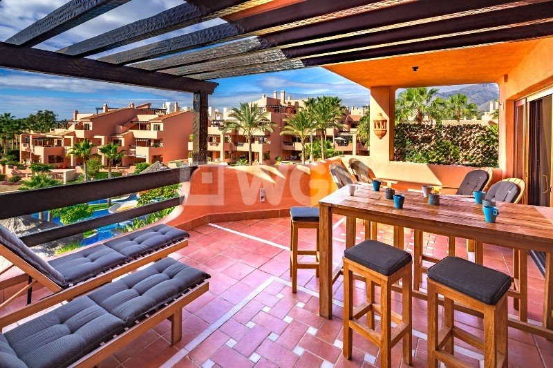 Mieszkanie czteropokojowe  na sprzedaż Hiszpania, Costa del Sol, Malaga, Estepona  155m2 Foto 1
