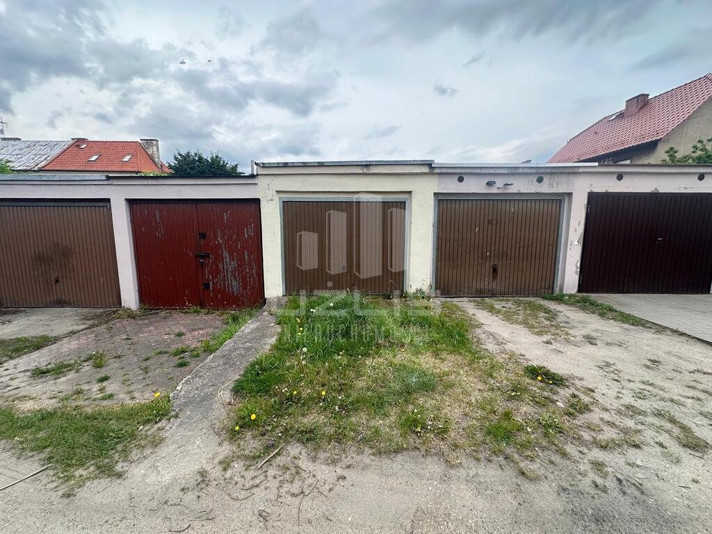 Garaż 18 m² z kanałem - brama Hormann od ręki Tczew, Starowiejska  18m2 Foto 1