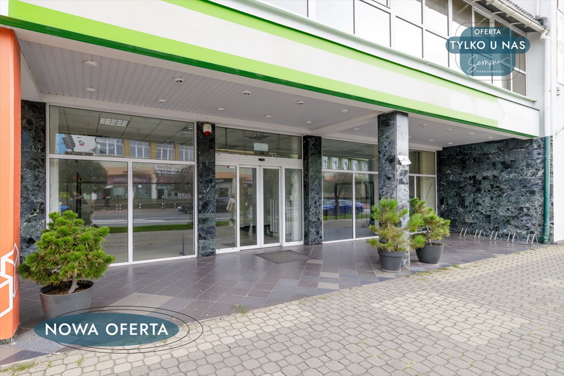 Lokal użytkowy na wynajem Sieradz, Aleja Pokoju  75m2 Foto 1