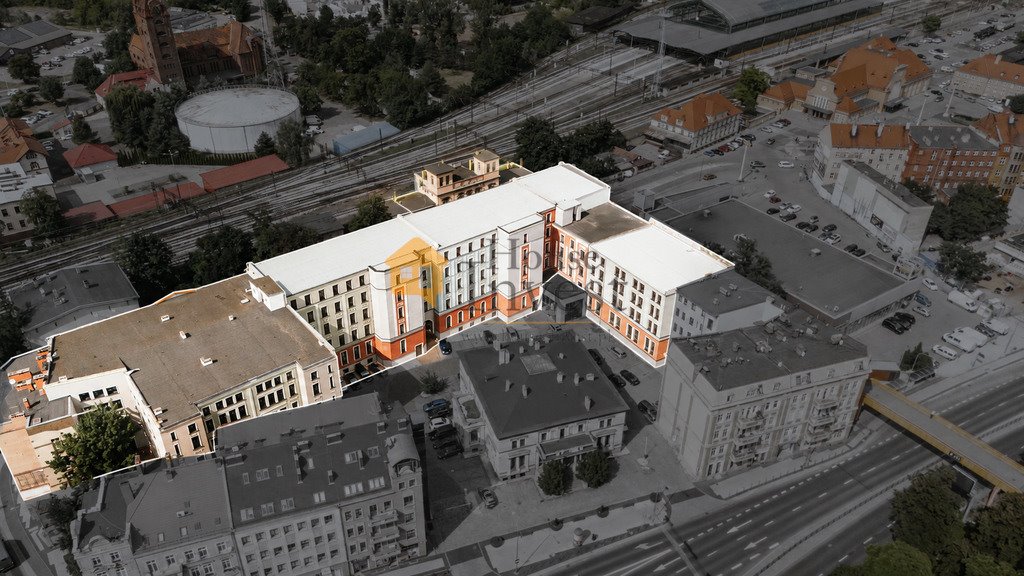 Do sprzedania kompleks 14 000 m² w centrum Legnicy: Legnica: Dworcowa