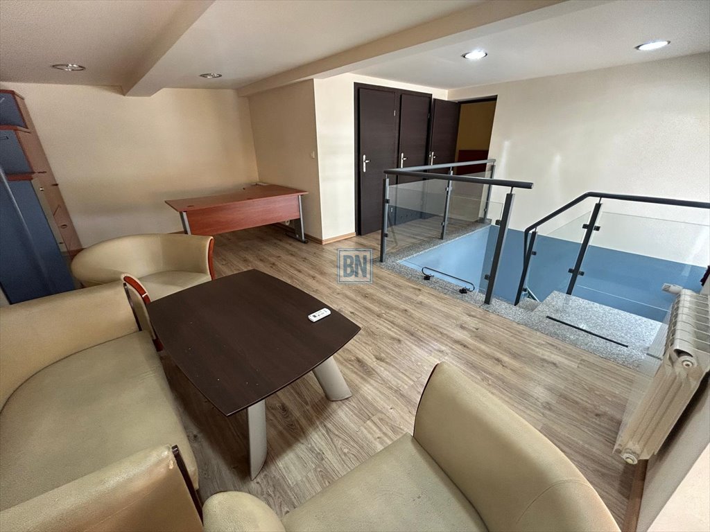 Na wynajem przestronny lokal biurowo-usługowy 50 m² w Rybniku Rybnik  50m2 Foto 1