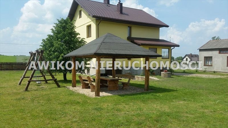 Przestronny dom 240 m² z dużą działką i budynkami gospodarczymi Żelechlinek  240m2 Foto 1