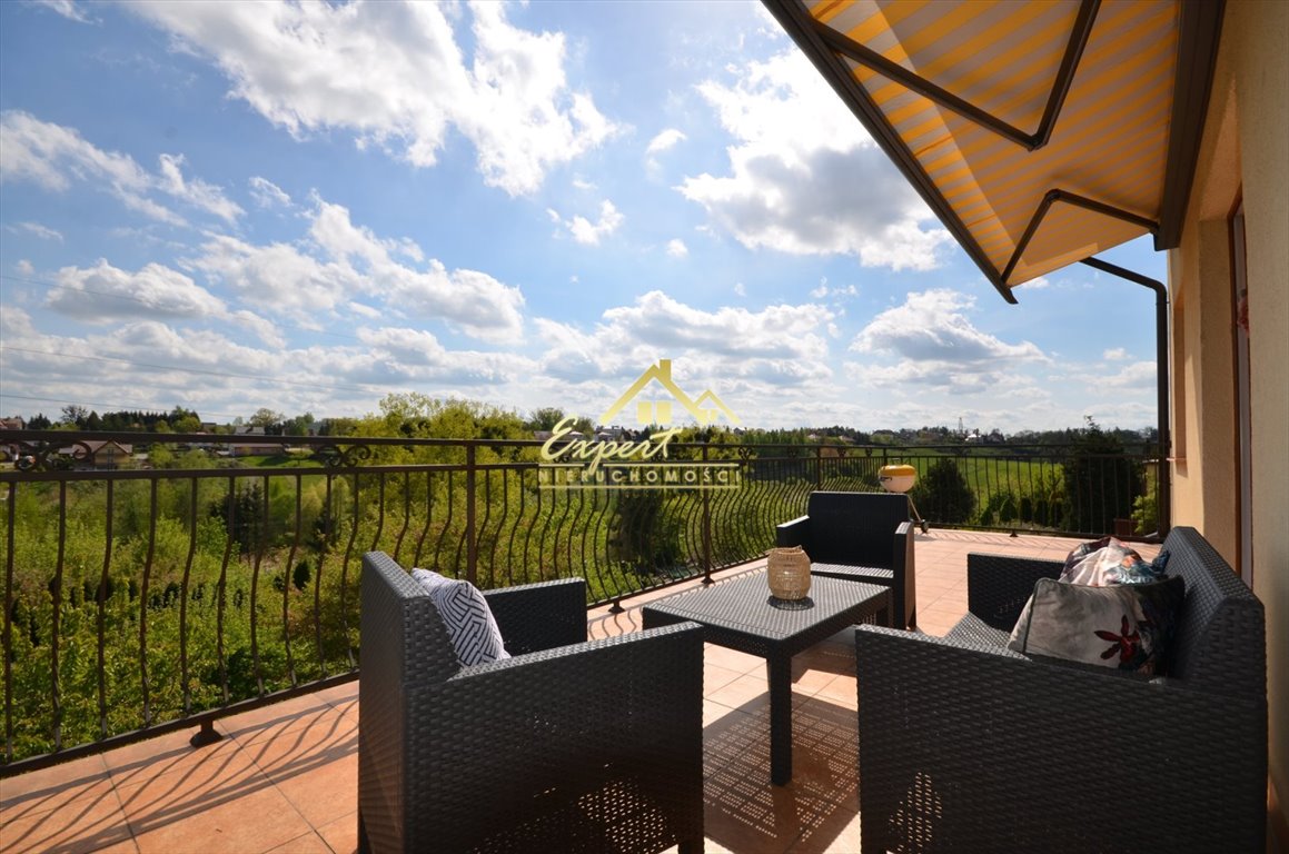 Przestronny dom z garażem, ogród i poddaszem do aranżacji Ostróda, Ostróda, Pieniężnego  240m2 Foto 1