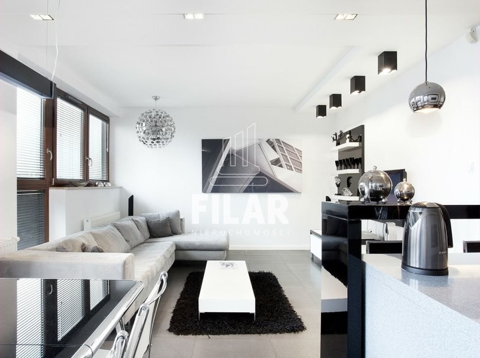 Ekskluzywne 3-pokojowe mieszkanie w Sea Towers z panoramicznym widokiem Gdynia, Śródmieście, Centrum, A. Hryniewickiego  76m2 Foto 1