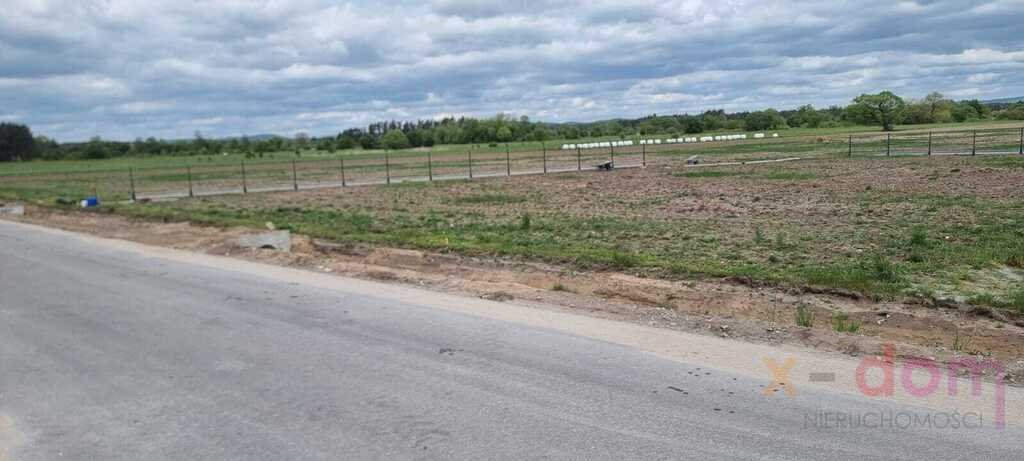 Działka budowlana 1823 m² z wodą i prądem, Ostrów Ostrów  1 823m2 Foto 1