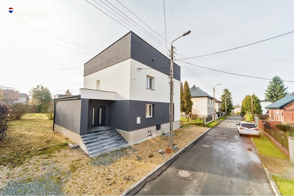 Inwestycyjny budynek po modernizacji z dużą działką (1371 m²) Pszczyna, Aleksandra Fredry 3  165m2 Foto 1