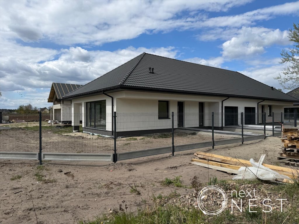 Przestronny dom 182 m2 z garażem i dużą działką Kąty  183m2 Foto 1