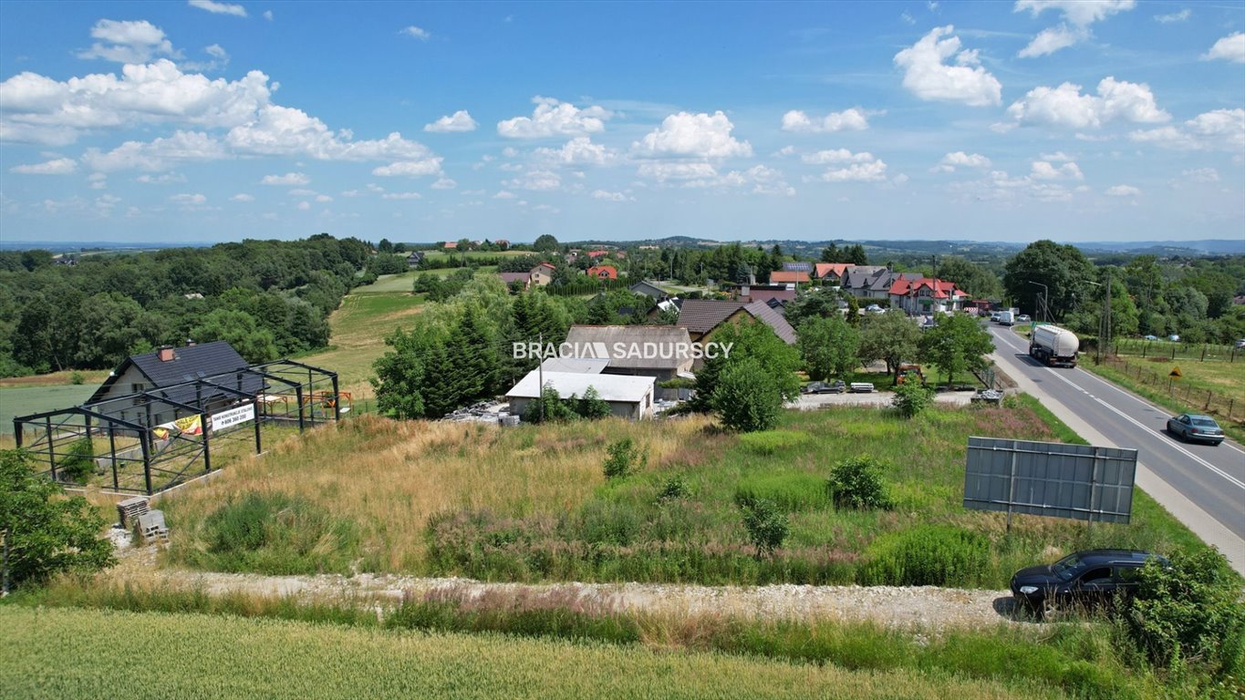 Działka budowlana na sprzedaż Biskupice  1 300m2 Foto 4