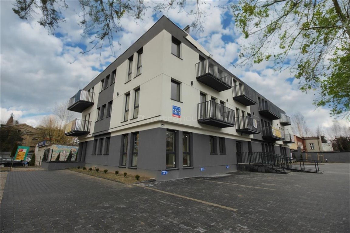Mieszkanie dwupokojowe na sprzedaż Pabianice, Centrum, Skłodowskiej-Curie  43m2 Foto 1