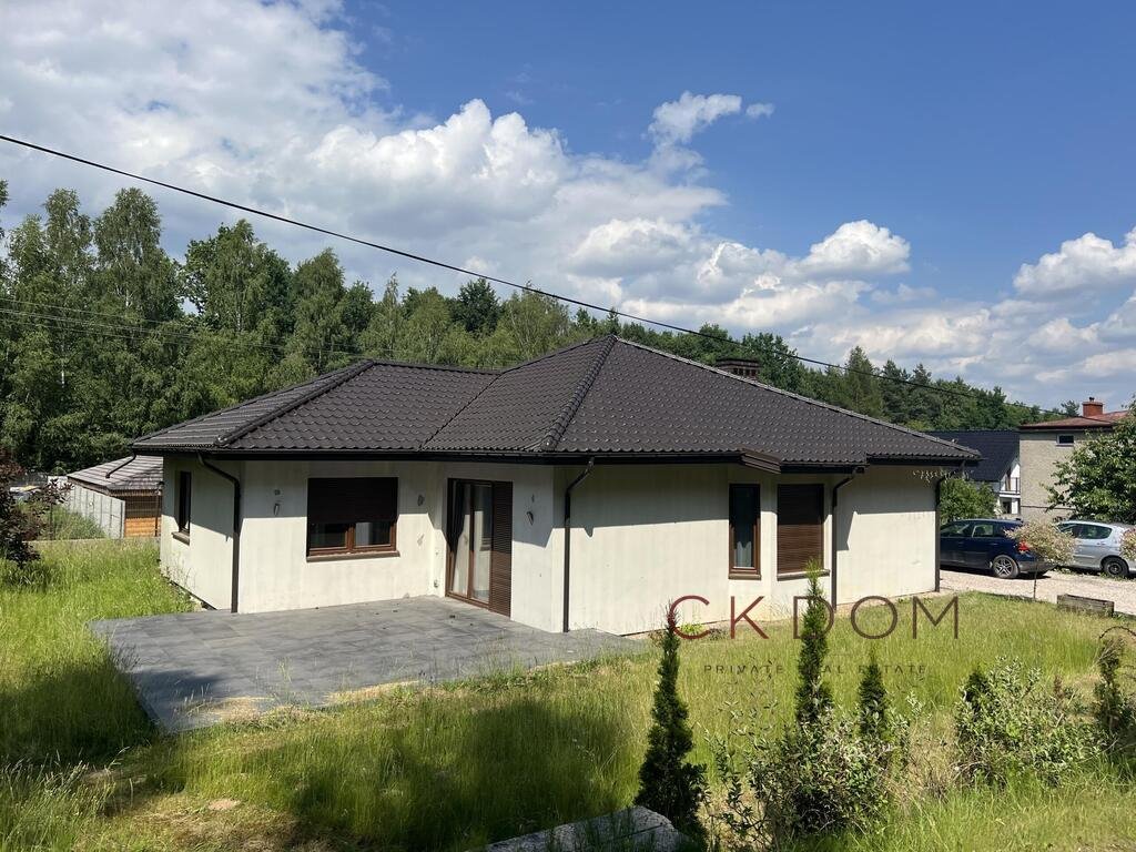 Nowoczesny dom 176 m² z garażem i tarasem w Zalesiu Kielce, Zalesie  176m2 Foto 1
