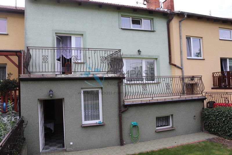 Duży elegancki dom 220m2 z ogrodem, tarasami i garażem Nekla  220m2 Foto 1