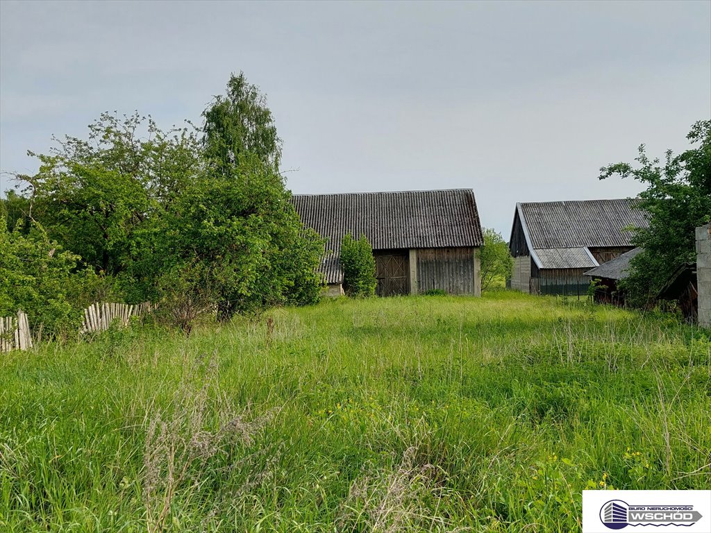 Sprzedam działkę 1900 m² z domem do remontu w spokojnej okolicy Moskiewce  1 900m2 Foto 1