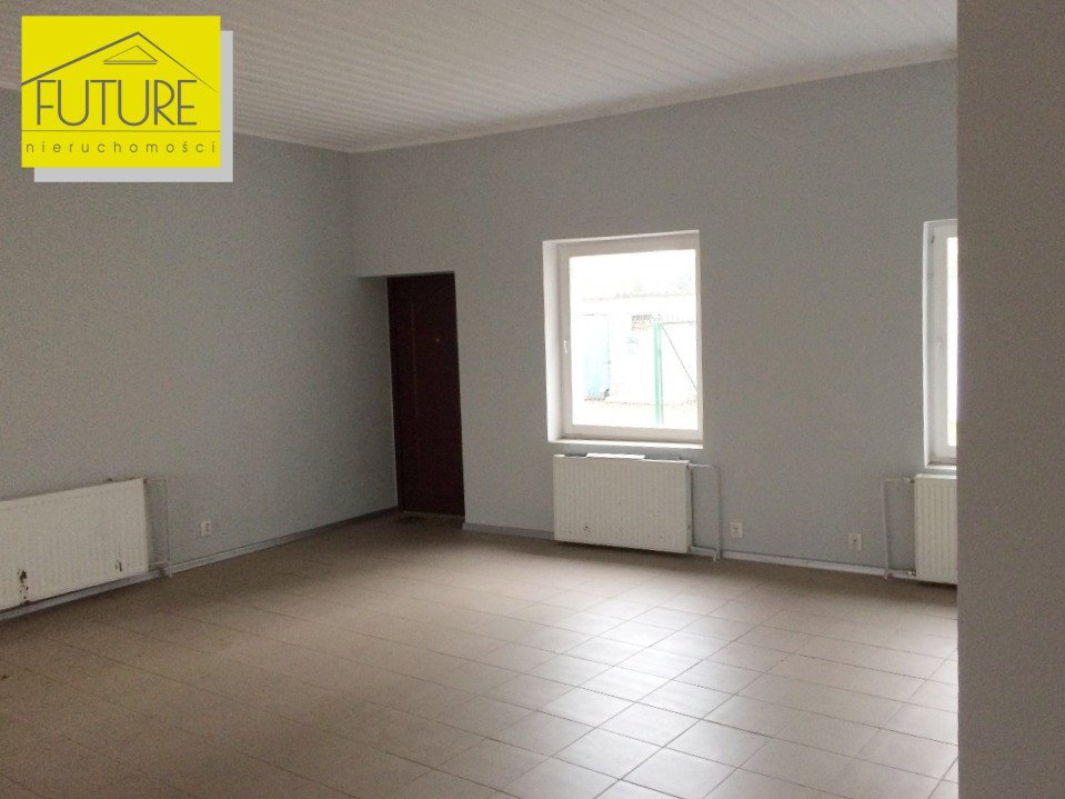 Lokal handlowo-usługowy 98 m², witryna, parter, Braniewo Braniewo, Kościuszki  98m2 Foto 1