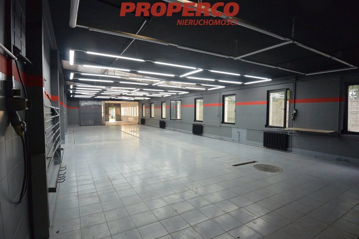 Hala 220 m² pod blacharnię lub magazyn w Kielcach zapraszam Kielce, Nowy Folwark  220m2 Foto 1