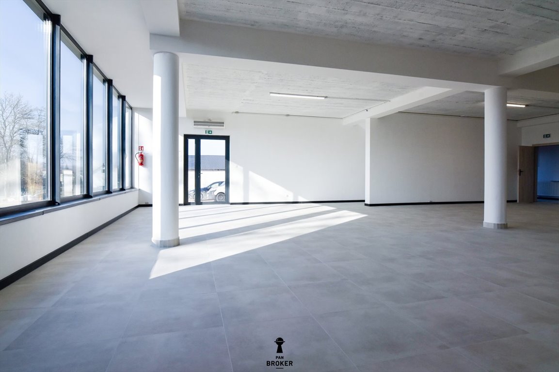 Lokal użytkowy na wynajem Racławice  371m2 Foto 2
