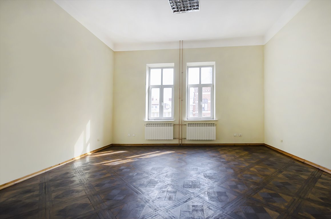 Polecam przestronne 89,99 m² na Plac Mickiewicza w Jarosławiu Jarosław, Plac Mickiewicza  88m2 Foto 1