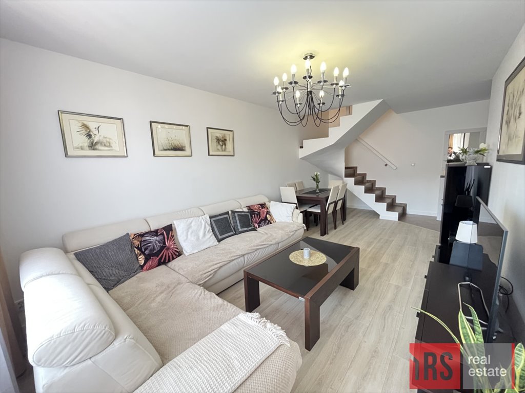 Mieszkanie czteropokojowe  na sprzedaż Kołobrzeg, Helsińska  103m2 Foto 1