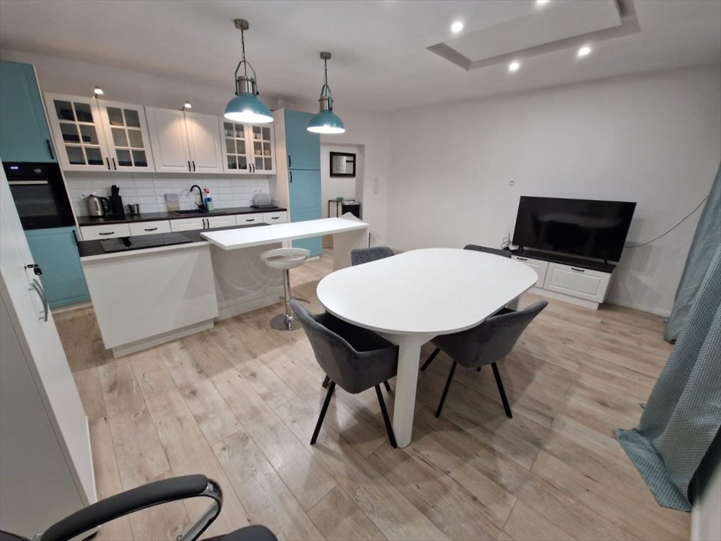 Wynajmę przestronne 62 m² mieszkanie po remoncie w Jeleniej Górze Jelenia Góra, Wojska Polskiego  62m2 Foto 1