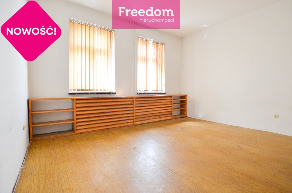 Mieszkanie trzypokojowe na sprzedaż Niemodlin, Rynek 80m2 Foto 1 Mieszkanie trzypokojowe na sprzedaż Niemodlin, Rynek 80m2 Foto 1