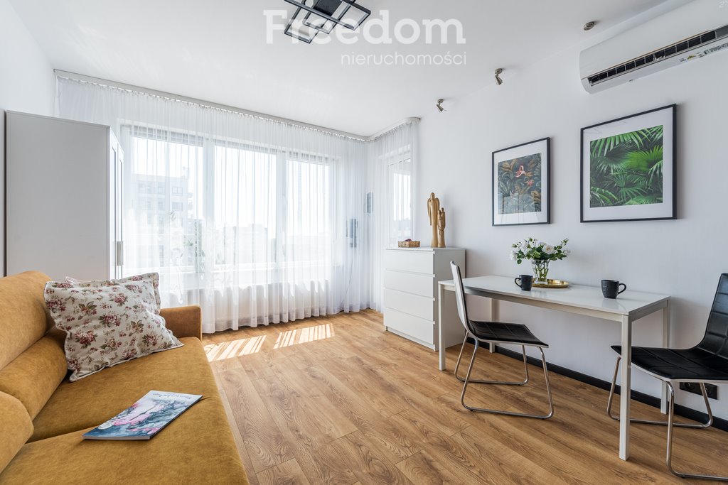Wynajem 2-pokojowego mieszkania z klimatyzacją i patio - polecam! Warszawa, Włochy, al. Krakowska  44m2 Foto 1