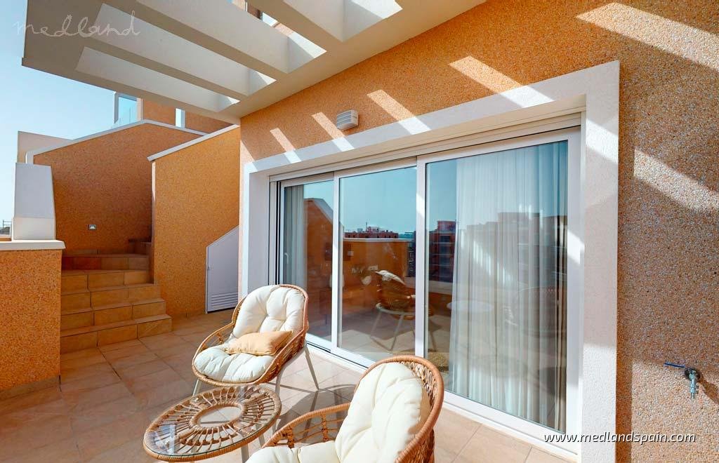 Mieszkanie trzypokojowe na sprzedaż Hiszpania, Pilar de la Horadada  74m2 Foto 1