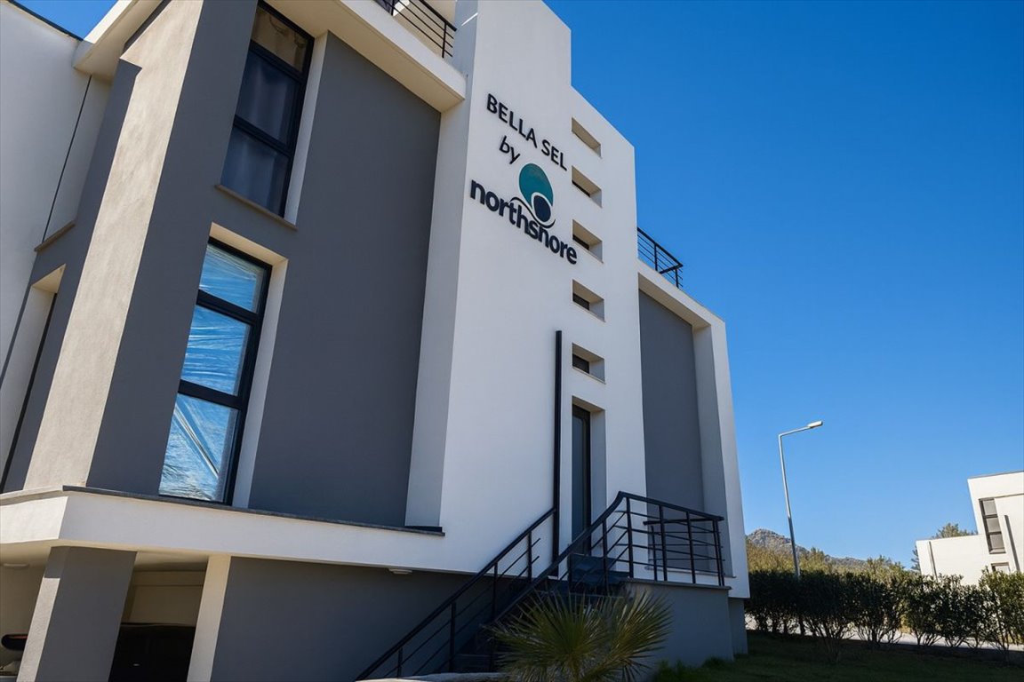 Mieszkanie trzypokojowe na sprzedaż Cypr, Bellapais Beylerbeyi, Beylerbeyi  110m2 Foto 1