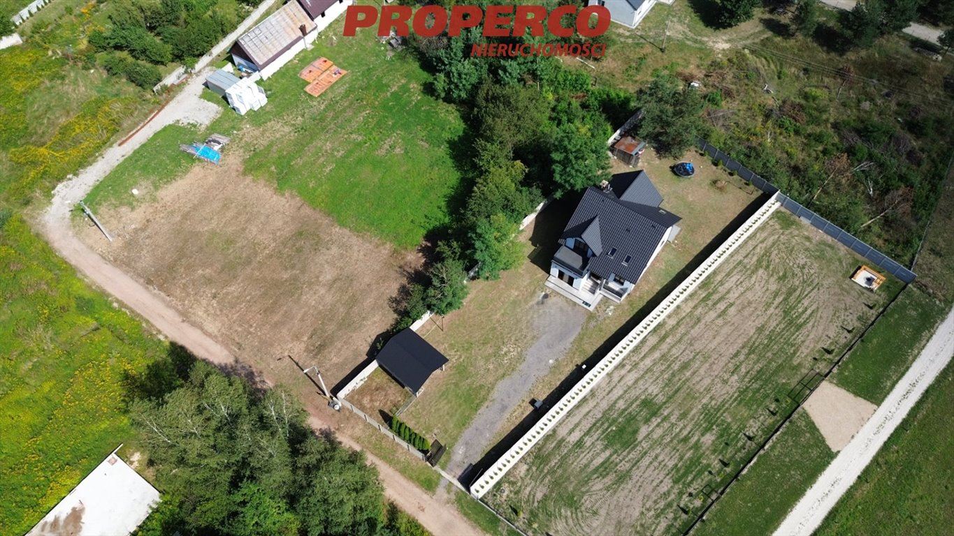 Sprzedam dom 180 m² z garażem i ogrodem w Niwach Daleszyce, Niwy  180m2 Foto 1