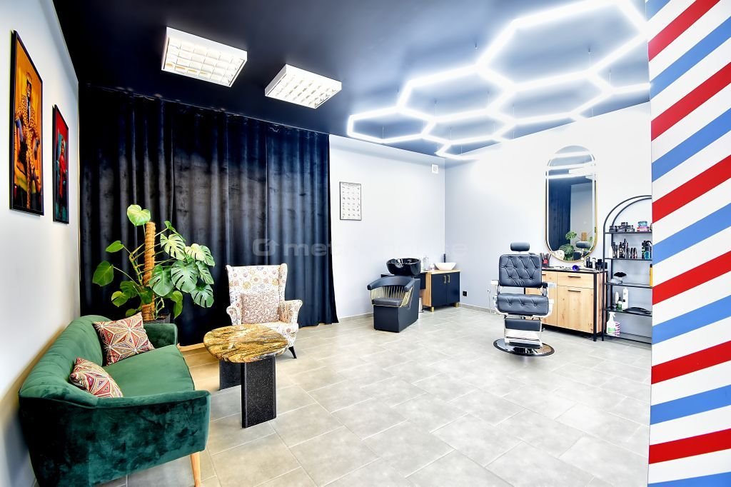 Nowoczesny lokal usługowy 41 m² z witrynami, dostęp od ulicy Olecko, Kościuszki  41m2 Foto 1